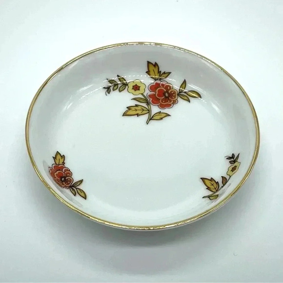 THOMAS BAVARIA Yellow & Orange Flowers w/ Gold Trim Porcelain Trinket Dish 3" - Picture 4 of 5